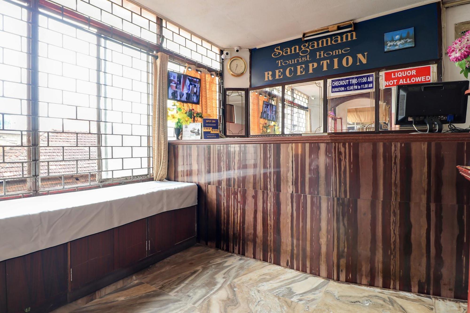 קאנור Sangamam Tourist Home מראה חיצוני תמונה